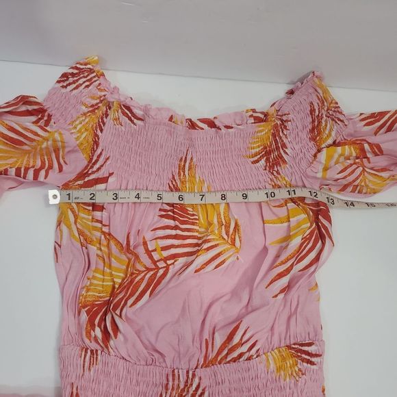 The sang mini Print ruffle off shoulder  Summer Coquette dress size  Medium - Picture 9 of 12
